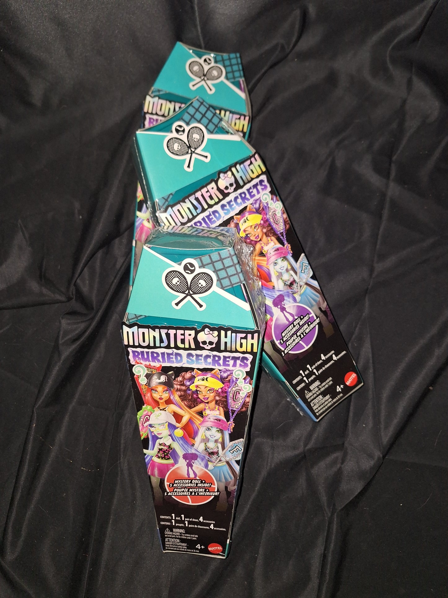 Monster High Buried Secrets Mystery Coffin 💀✨