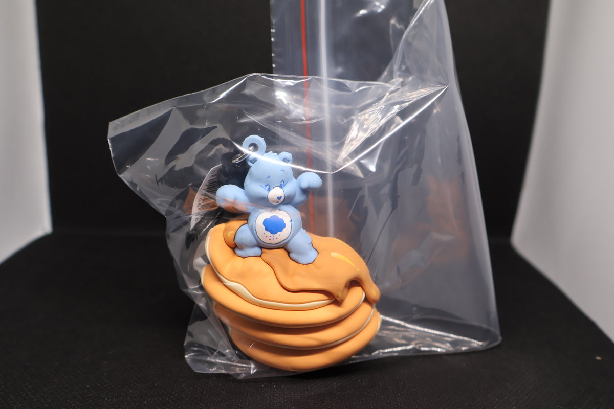 Care Bears Grumpy Bear Pancake Figural Bag Clip ā Treat Series 2 | Unboxed Collectible