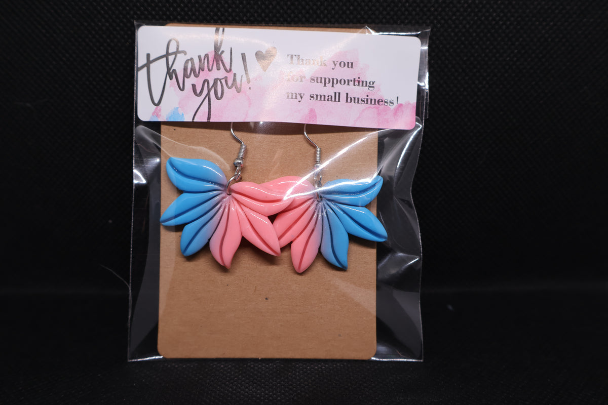 Handmade Pink & Blue Tropical Leaf Dangle Earrings 🩷🩵🌿