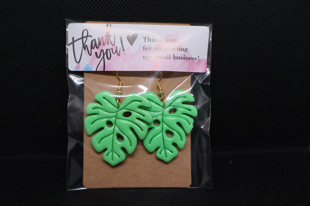 Handmade Green Monstera Leaf Dangle Earrings πΏπ