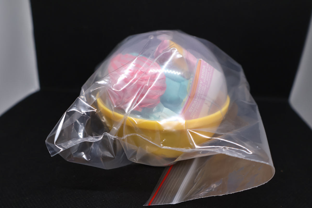 Mini Brands Create Strawberry Soda Capsule Set - Cafe Series 5 ā Unboxed - Not used