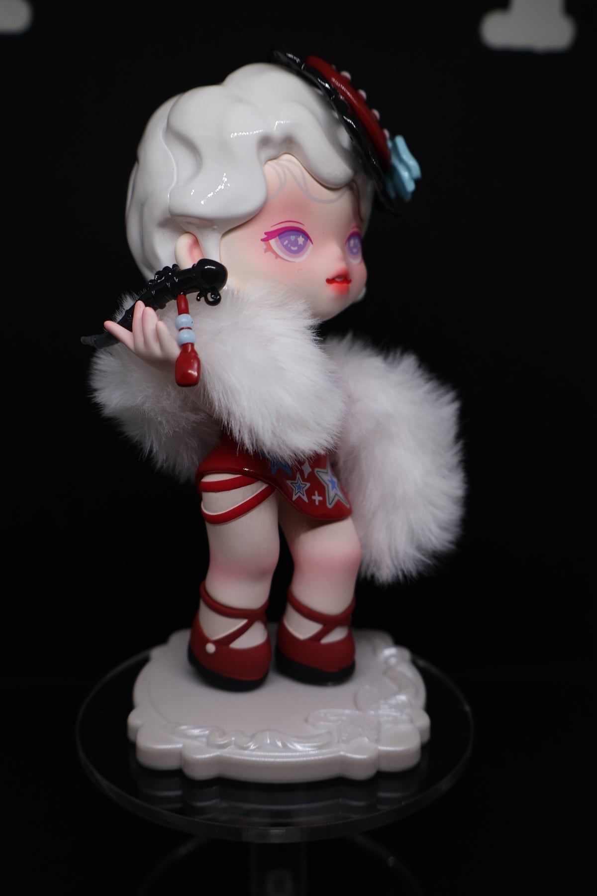 β€οΈ Red β Create a Utopia Collectible Figure βπβ¨