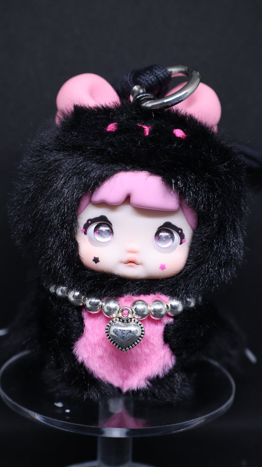 🩷 YOMI Berry Jump Candy Plush Collectible – Black & Pink