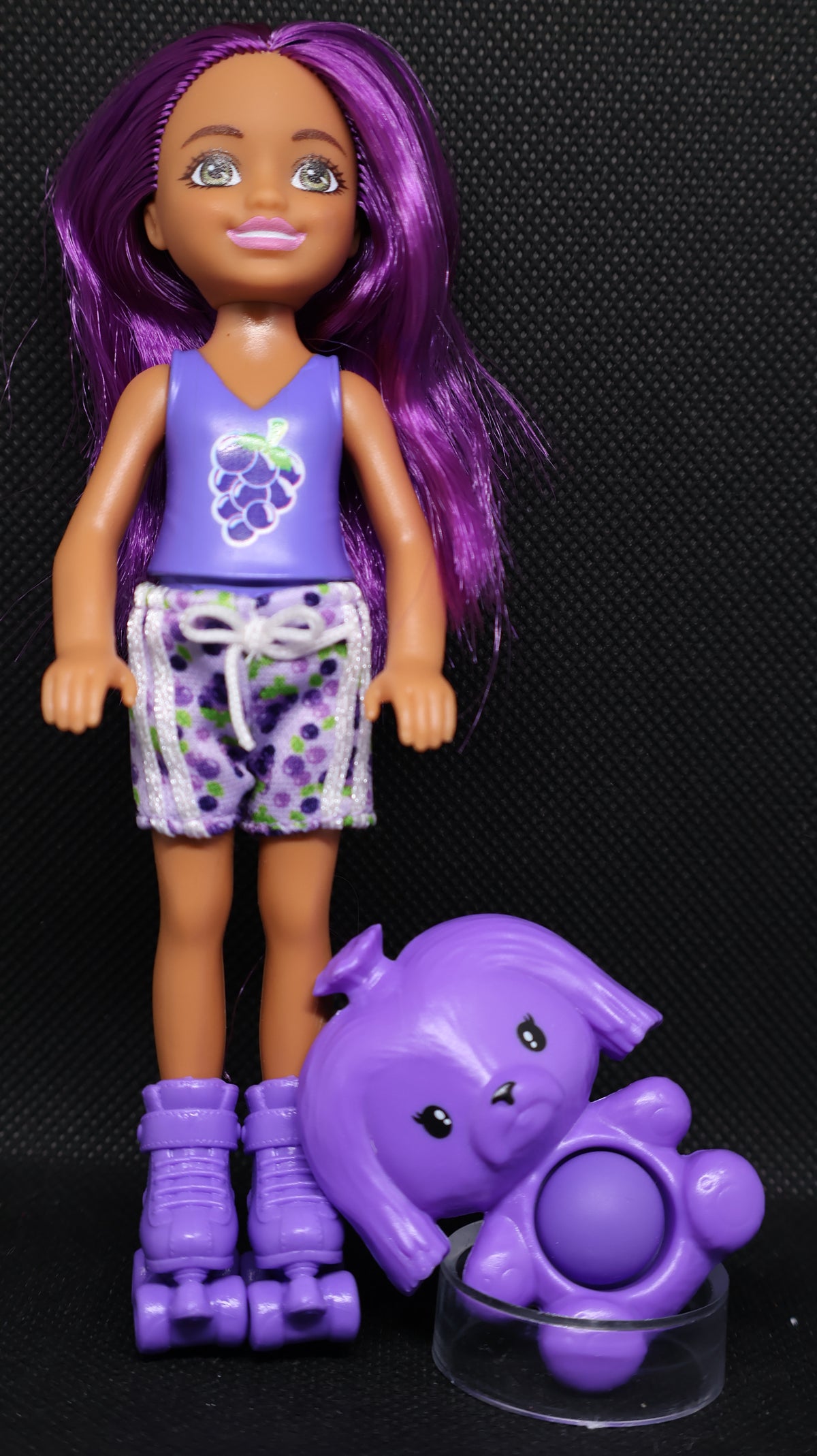 π Barbie Chelsea Purple Roller Skates & Fidget Toy Set