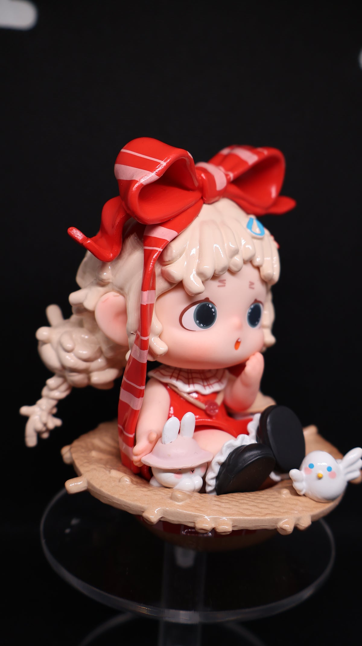 π Furfur β Chasing the Goldie Hiding in My Hat Collectible Figure β€οΈβ¨