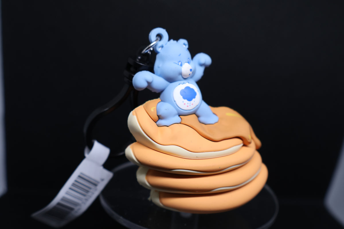 Care Bears Grumpy Bear Pancake Figural Bag Clip – Treat Series 2 | Unboxed Collectible