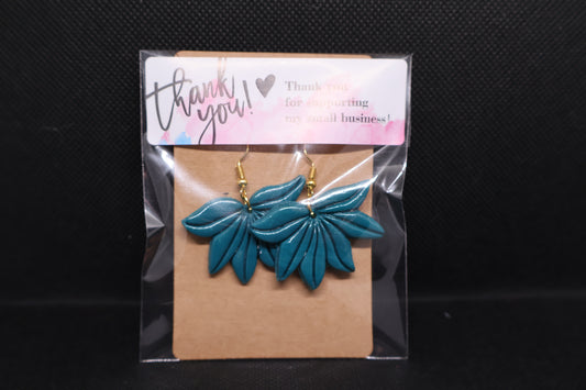 Handmade Teal Tropical Leaf Dangle Earrings 🌿💙