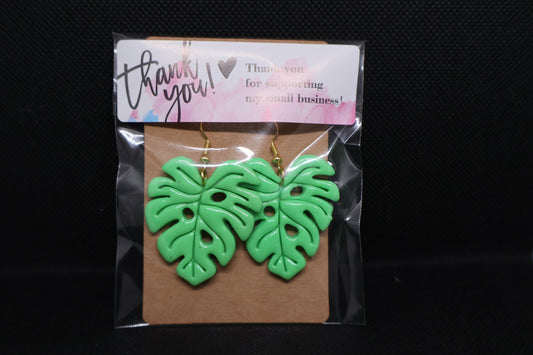 Handmade Green Monstera Leaf Dangle Earrings 🌿💚