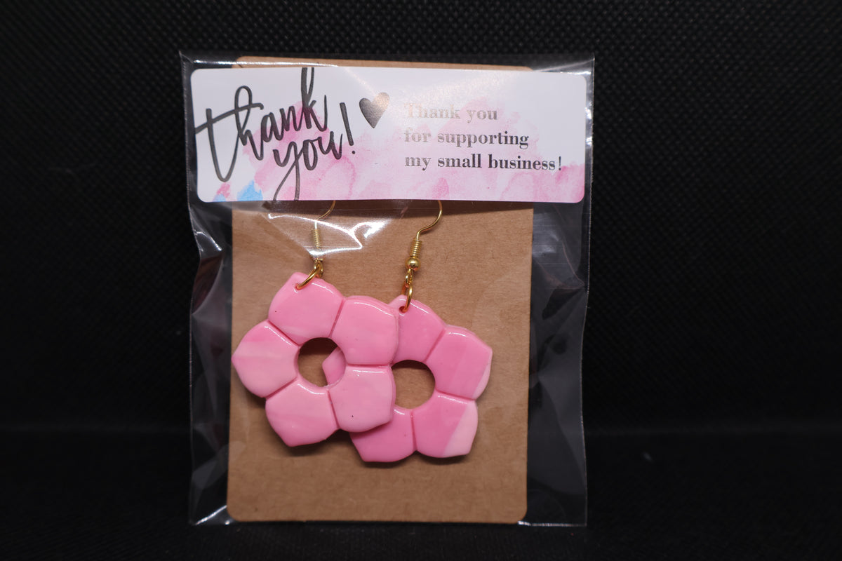 Handmade Pink Flower Dangle Earrings 🌸🩷