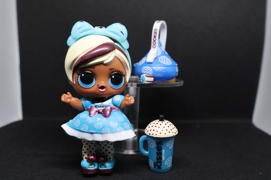 L.O.L. Surprise! Loves Mini Sweets × Hershey’s Kisses Doll – Unboxed