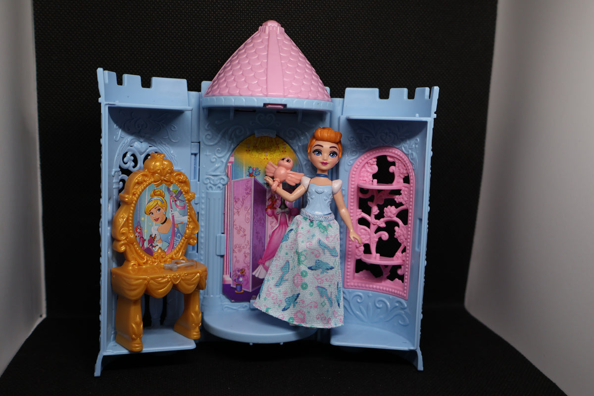 Disney Princess Cinderella Castle Playset – Complete – Unboxed