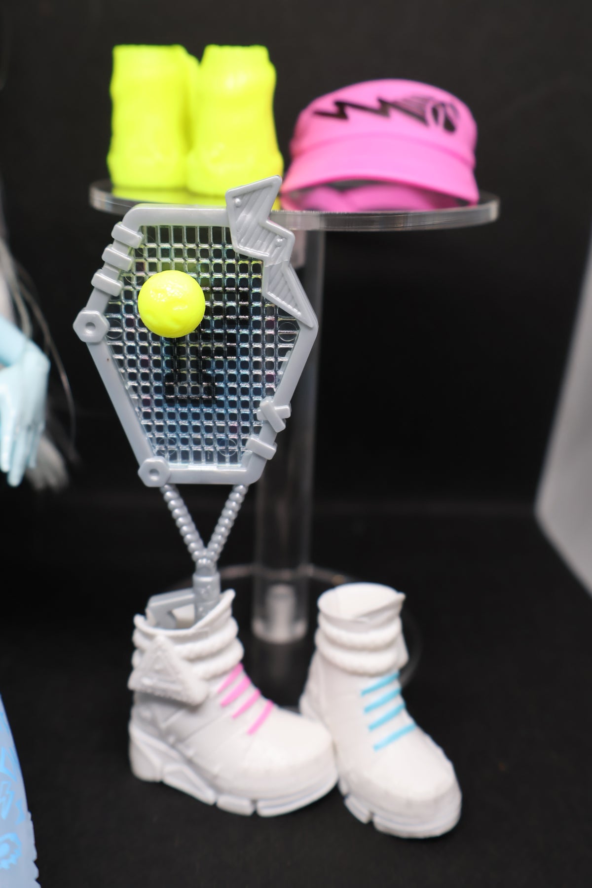 Monster High Frankie Stein Tennis Doll – Complete Set – Unboxed