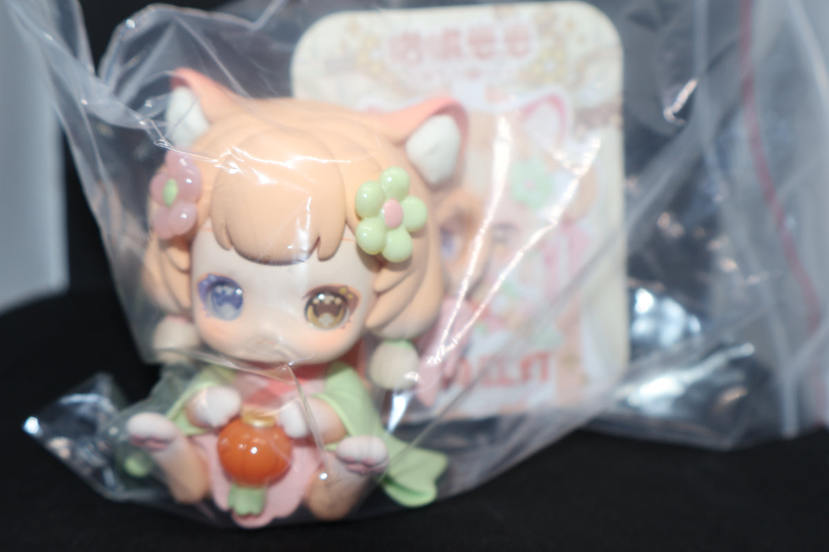 🌸 Catmoni Flower Lantern Kitty Collectible Figure🐱🏮✨