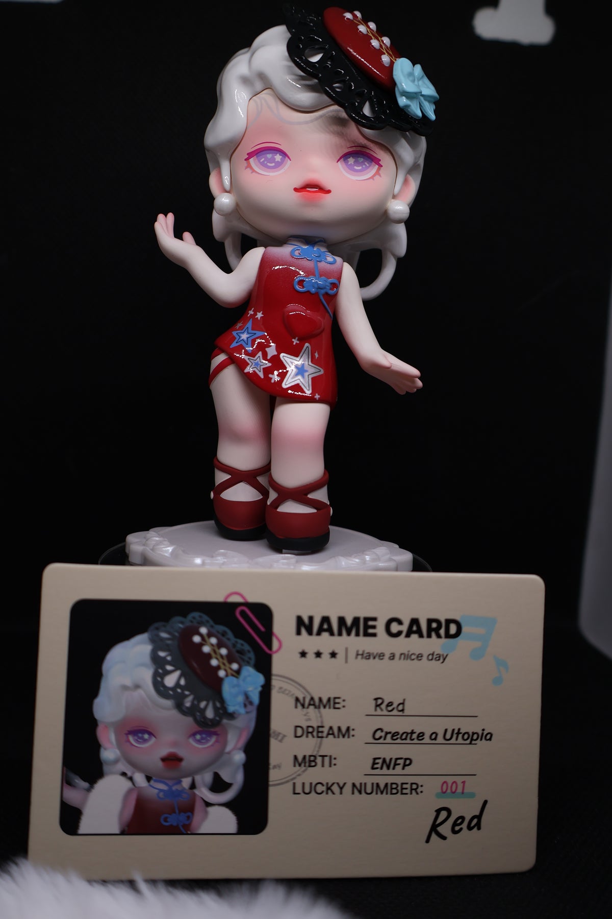 ❤️ Red – Create a Utopia Collectible Figure ⭐🎀✨