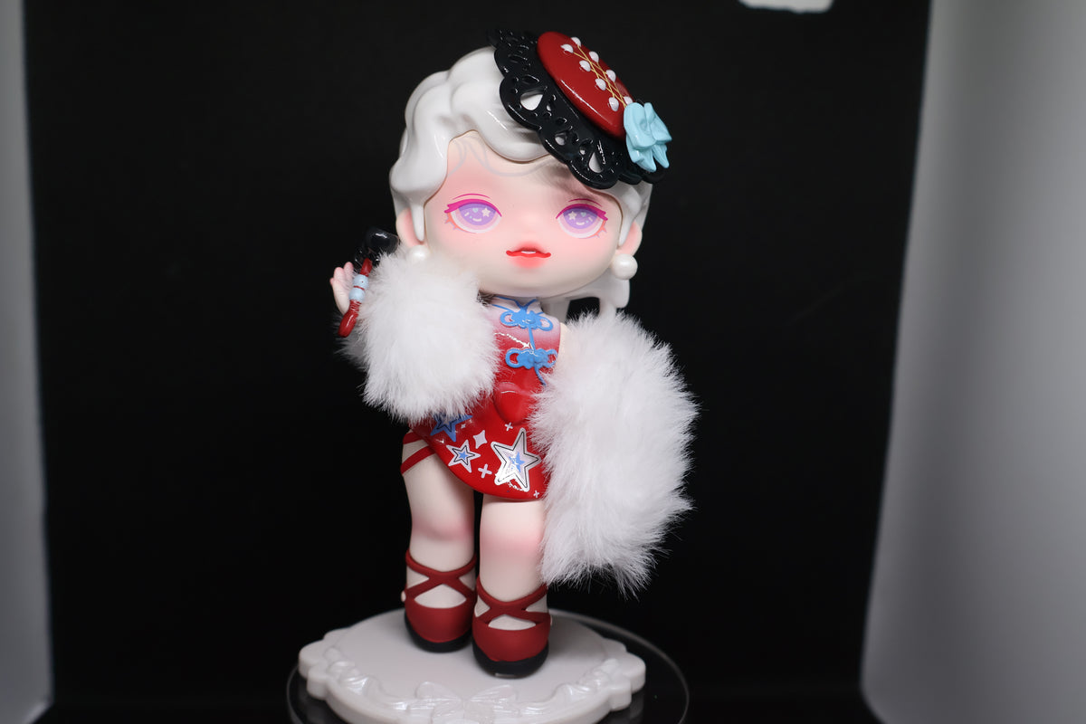 ❤️ Red – Create a Utopia Collectible Figure ⭐🎀✨