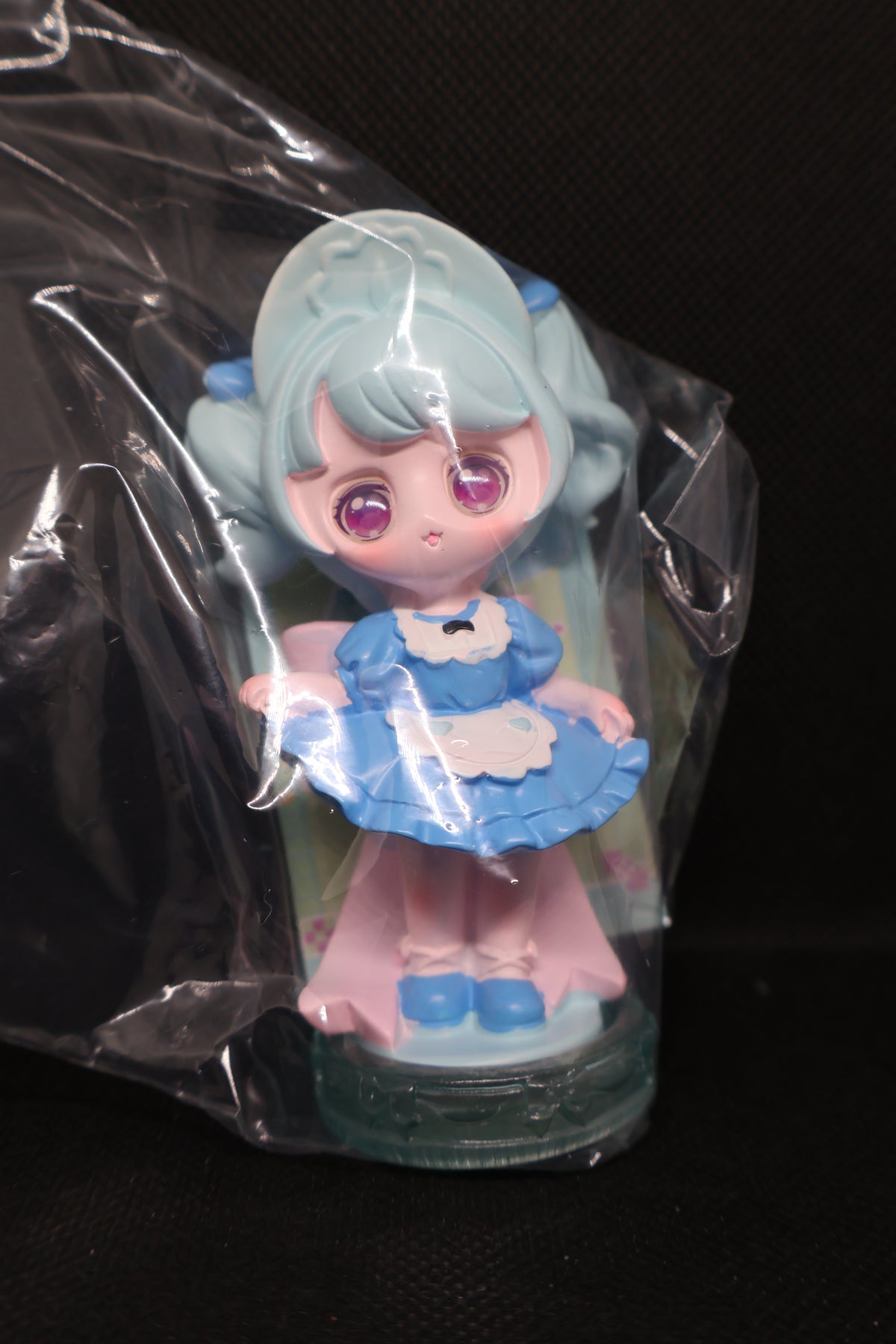 🩵 Pastel Blue Maid Girl Collectible Figure 🎀🫧✨