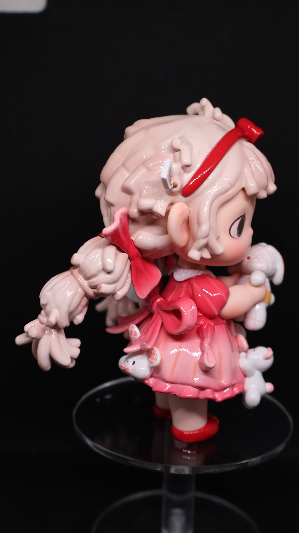🎀 Sweet Toy Shop Girl Collectible Figure – Unboxed 🧸✨