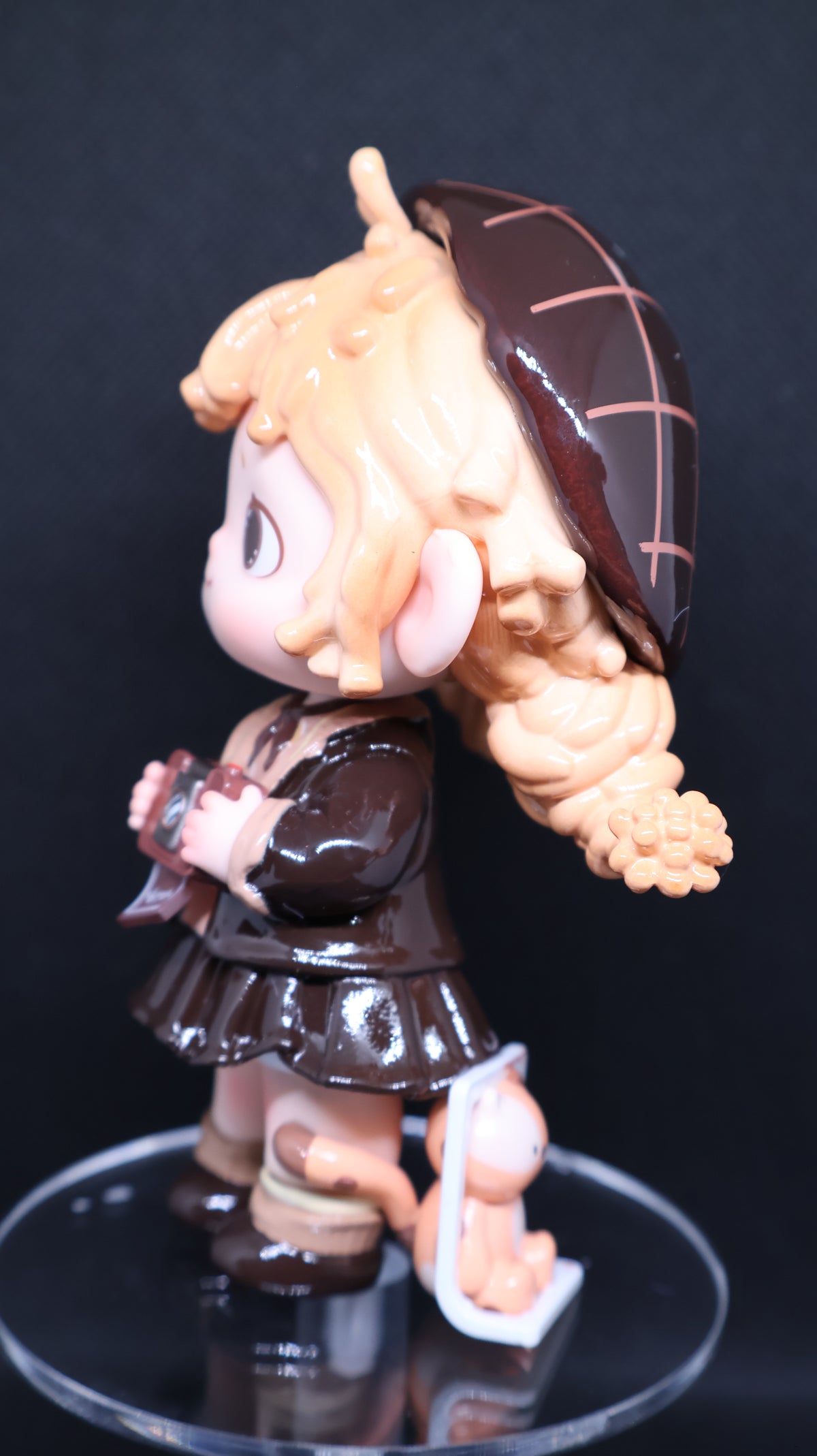 📸 Cute Recorder Collectible Figure – Unboxed 🤎✨