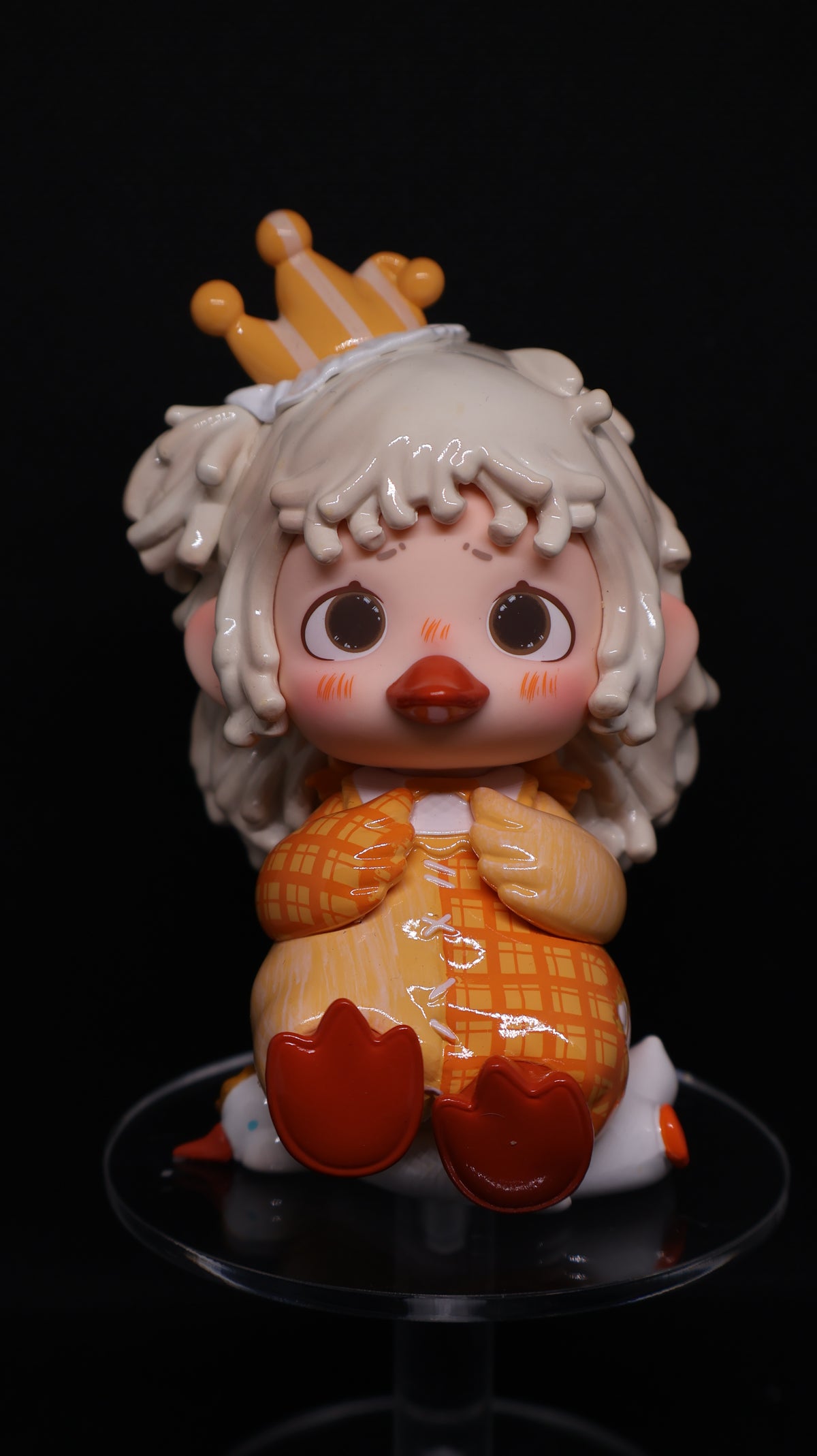 🪿👑 Disguised Lying Goose Collectible Figure – Unboxed ✨