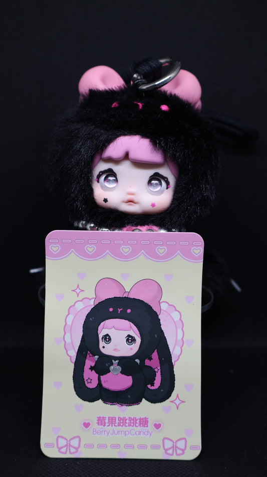 🩷 YOMI Berry Jump Candy Plush Collectible – Black & Pink
