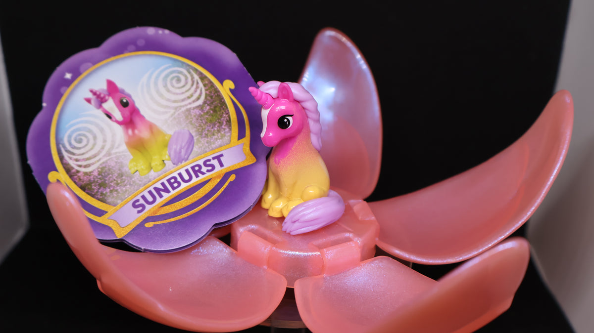🌅🦄 Unicorn Academy Collectible Baby Unicorn – Sunburst