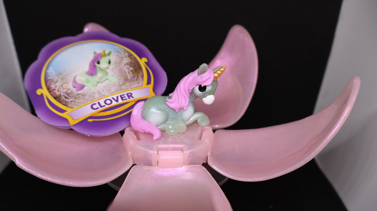 🍀🦄 Unicorn Academy Collectible Baby Unicorn – Clover