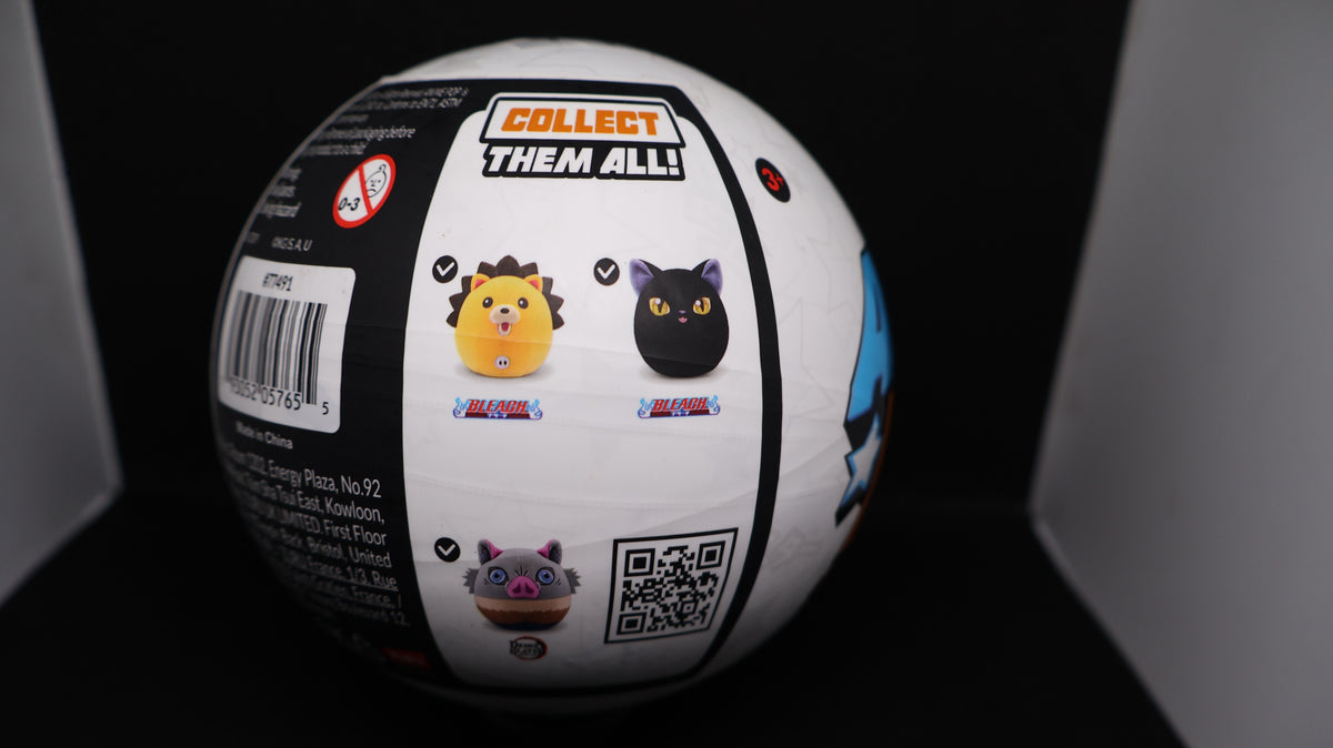 🎌 ZURU Anime Pop – Mystery Anime Plush Collectible Ball 🖤✨