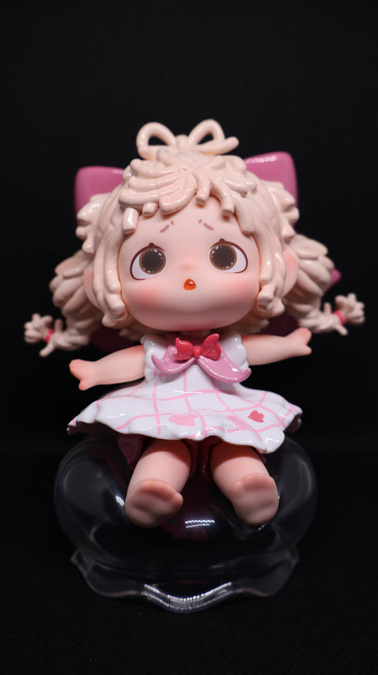 🎀 Chasing the Goldie – Furfur Collectible Figure 💕✨