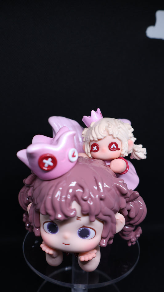 💗 FurFur – Sunbathing in Pink Collectible Figure ☀️🎀